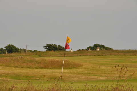 Double flags at Elie